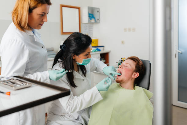 Best Dentist for Tooth Abscess  in Crystal City, MO